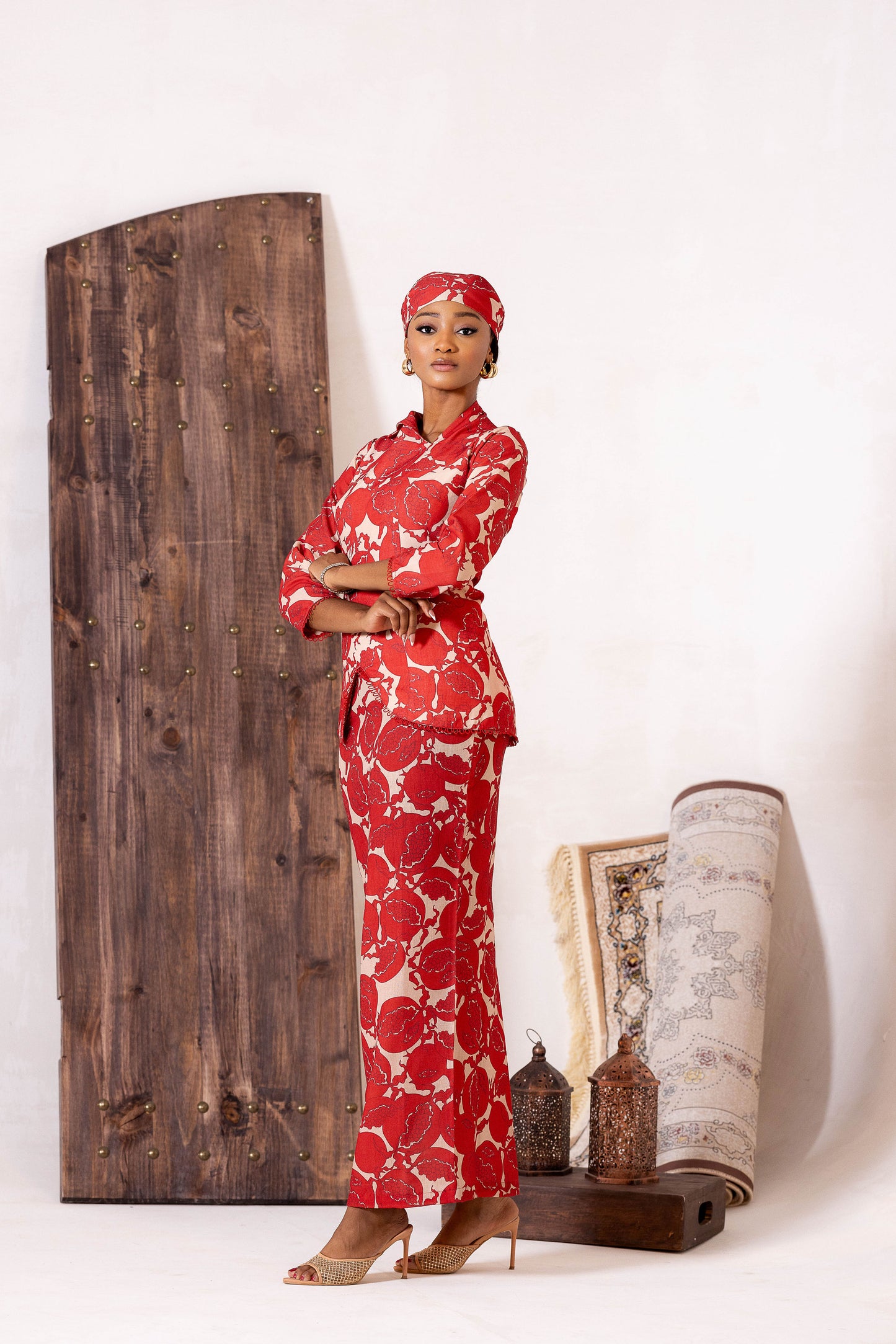 POMEGRANATE SKIRT AND BLOUSE